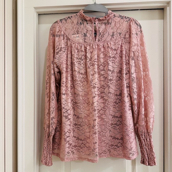Cable & Gauge Pink Lace Women's Top - Picture 3 of 5